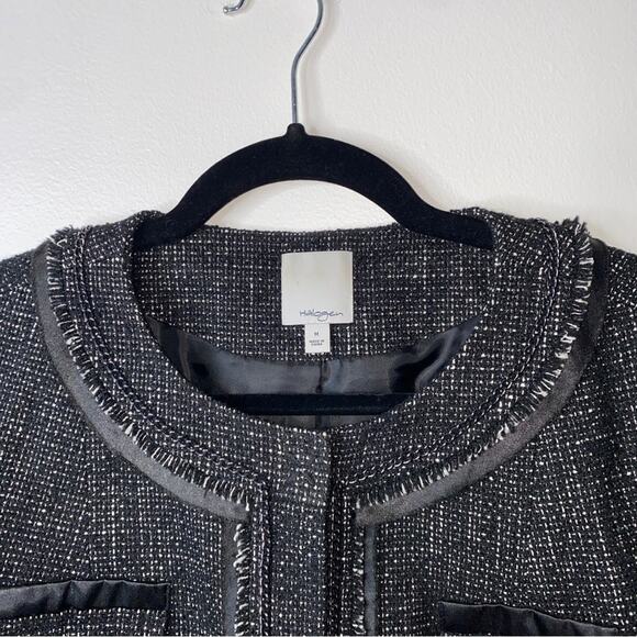Nordstrom Halogen Black Gray Tweed Cropped Jacket with Pockets Chain Edge Medium - Picture 3 of 14